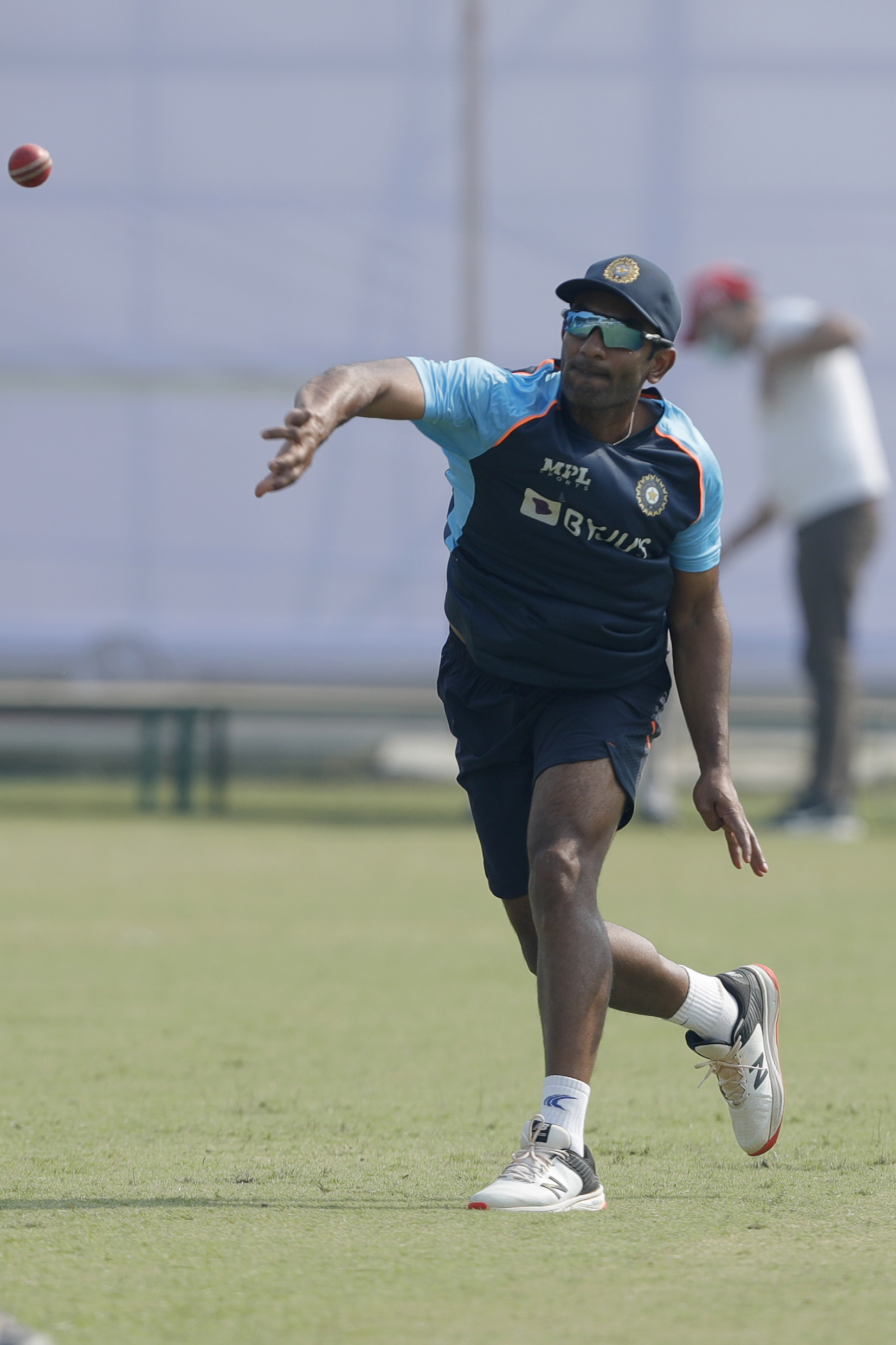 Jayant Yadav of India during the India team practice session held at the Green Park International Stadium in Kanpur on the 24th November 2021Photo by Saikat Das / Sportzpics for BCCI
