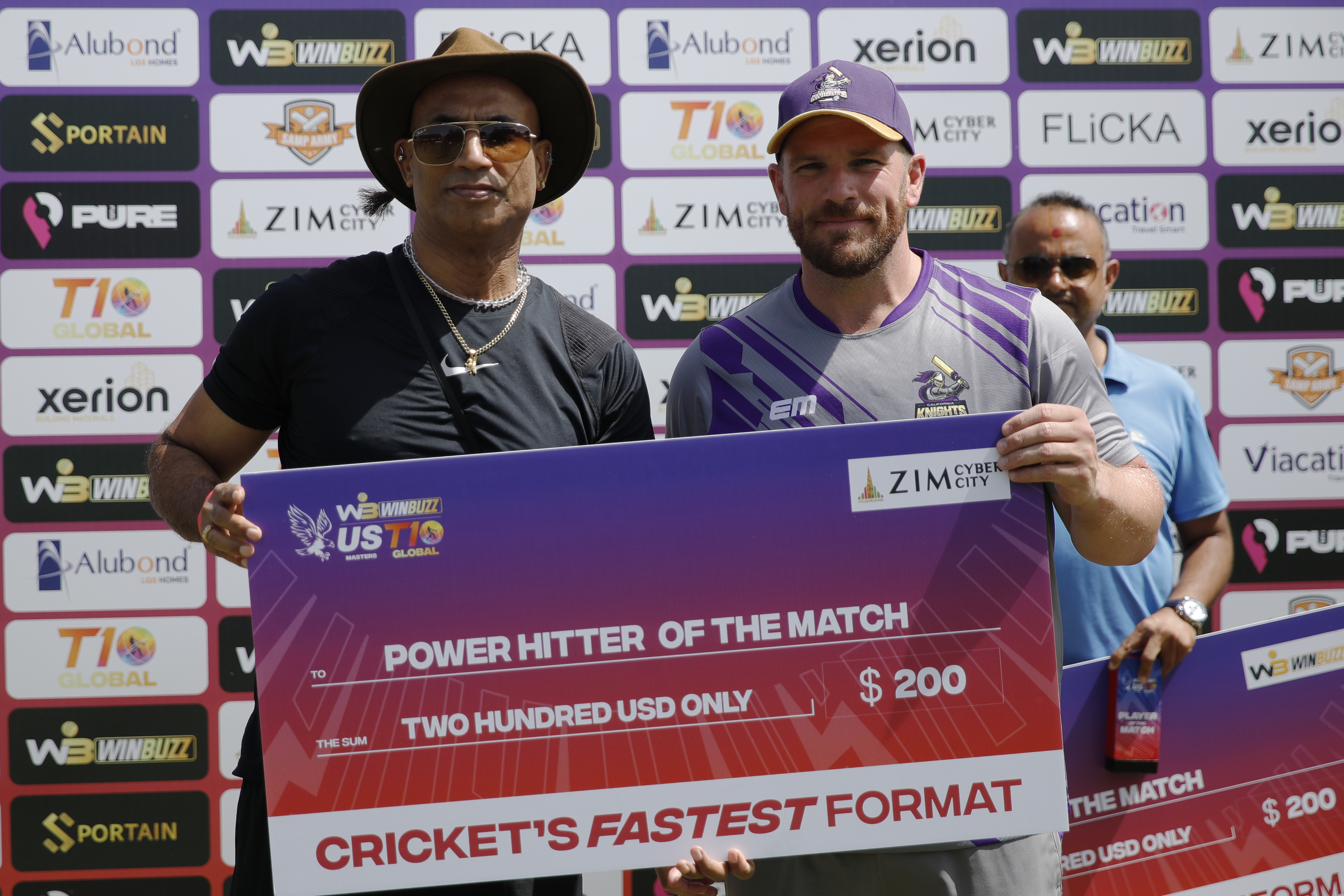 AARON FINCH of California Knights with Power Hitter of the Match award during match 10 of the US Masters T10 League between the Morrisville Unity and the California Knights at the Central Broward Park in Lauderhill, Florida on the 22nd August 2023 Photo by Saikat Das / ACEIMAGES for US Masters T10
