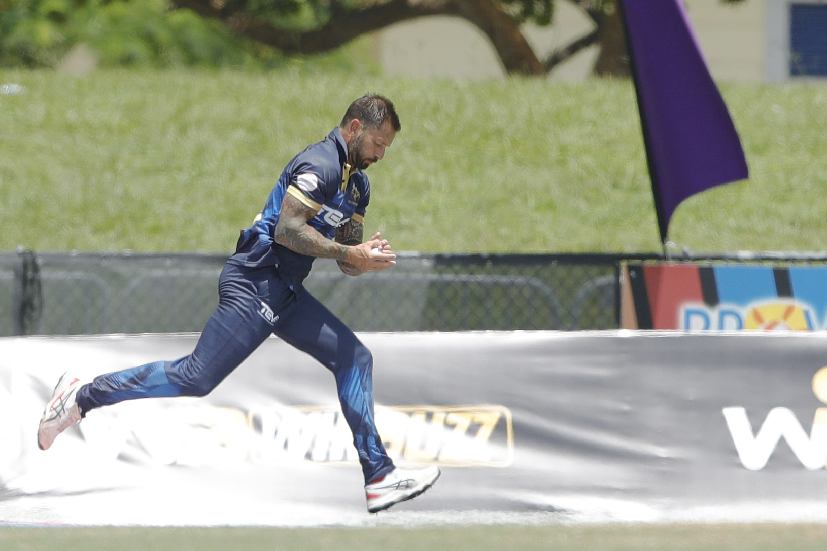 Peter Trego of NJ Tritons taking a catch of Ben Dunk of Texas Chargers during match 11 of the US Masters T10 League between the Texas Chargers and the NJ Tritons at the Central Broward Park in Lauderhill, Florida on the 22nd August 2023 Photo by Saikat Das / ACEIMAGES for US Masters T10