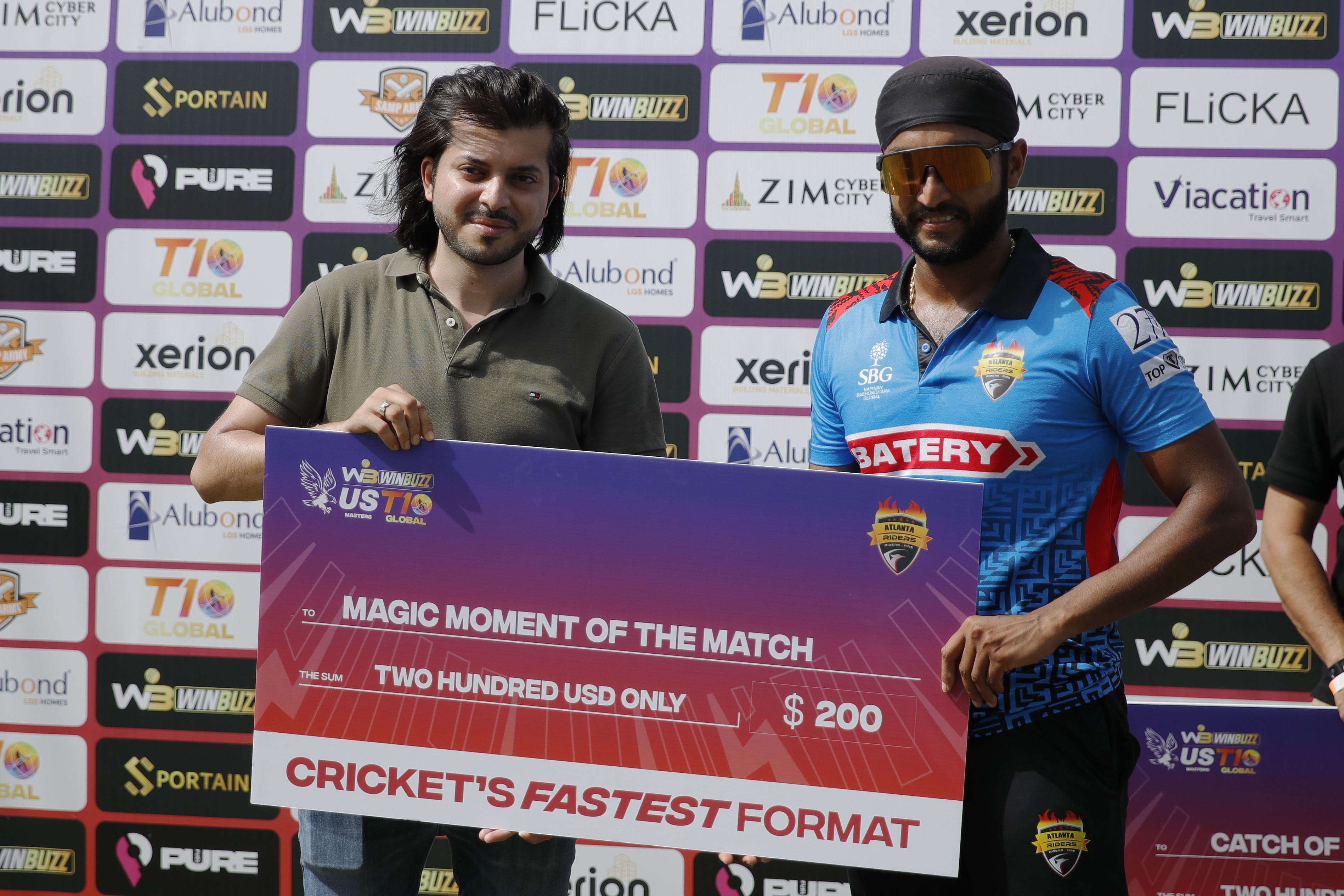 Harmeet singh of Atlanta Riders with Magic Moment of the Mach award during match 15 of the US Masters T10 League between the Atlanta Riders and the NJ Tritons at the Central Broward Park in Lauderhill, Florida on the 23rd August 2023 Photo by Saikat Das / ACEIMAGES for US Masters T10