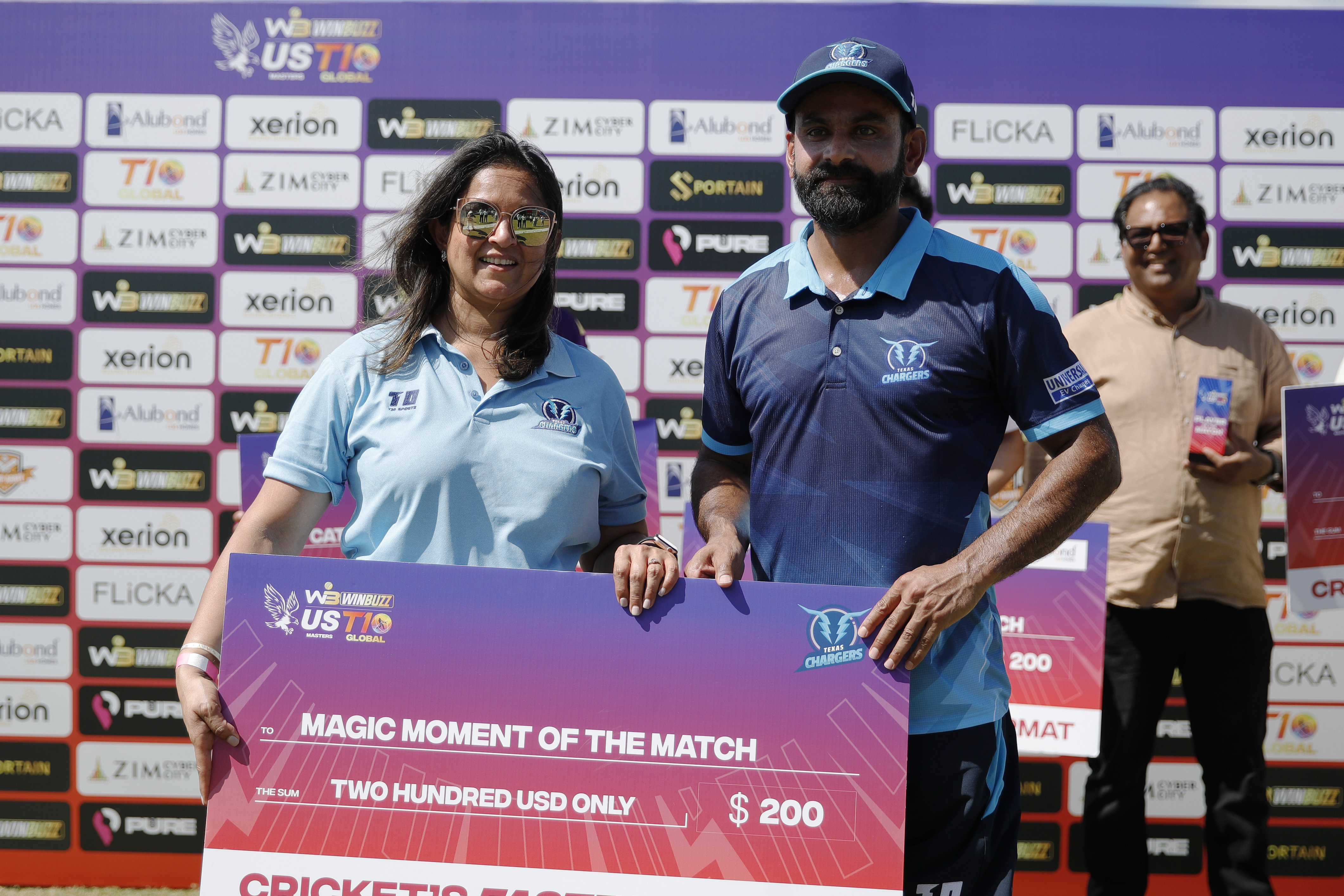 Mohammad Hafeez of Texas Chargers with Catch of the Match Award during match 24, Qualifier 2 of the US Masters T10 League between the Texas Chargers and the California Knights at the Central Broward Park in Lauderhill, Florida on the 26th August 2023 Photo by Saikat Das / ACEIMAGES for US Masters T10