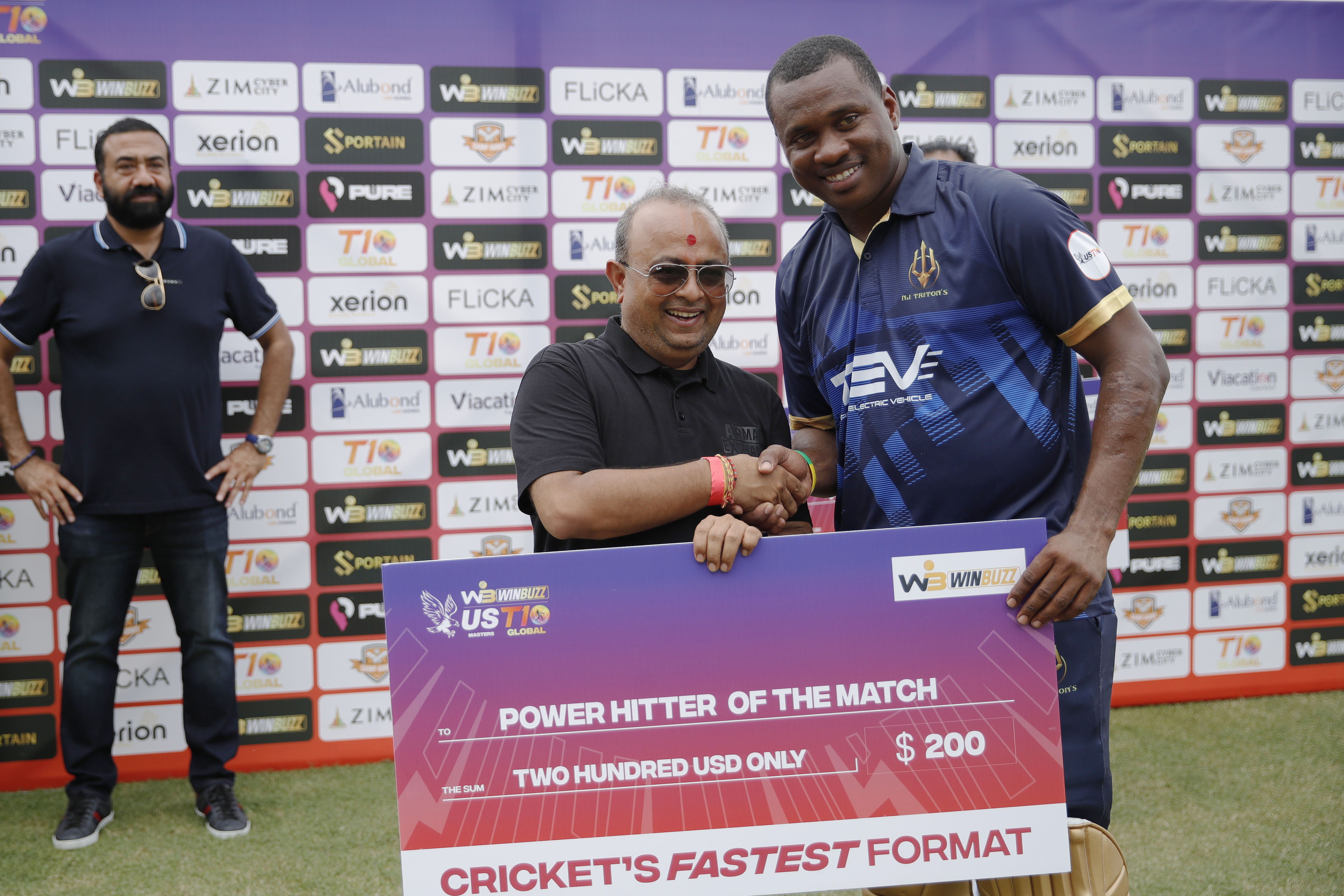 CHRISTOPHER  DION BARNWELL of NJ Tritons with Power Hitter of the Match award during match 9 of the US Masters T10 League between the NJ Tritons and theNew York Warriors at the Central Broward Park in Lauderhill, Florida on the 20 August 2023Photo by Saikat Das / ACEIMAGES for US Masters T10