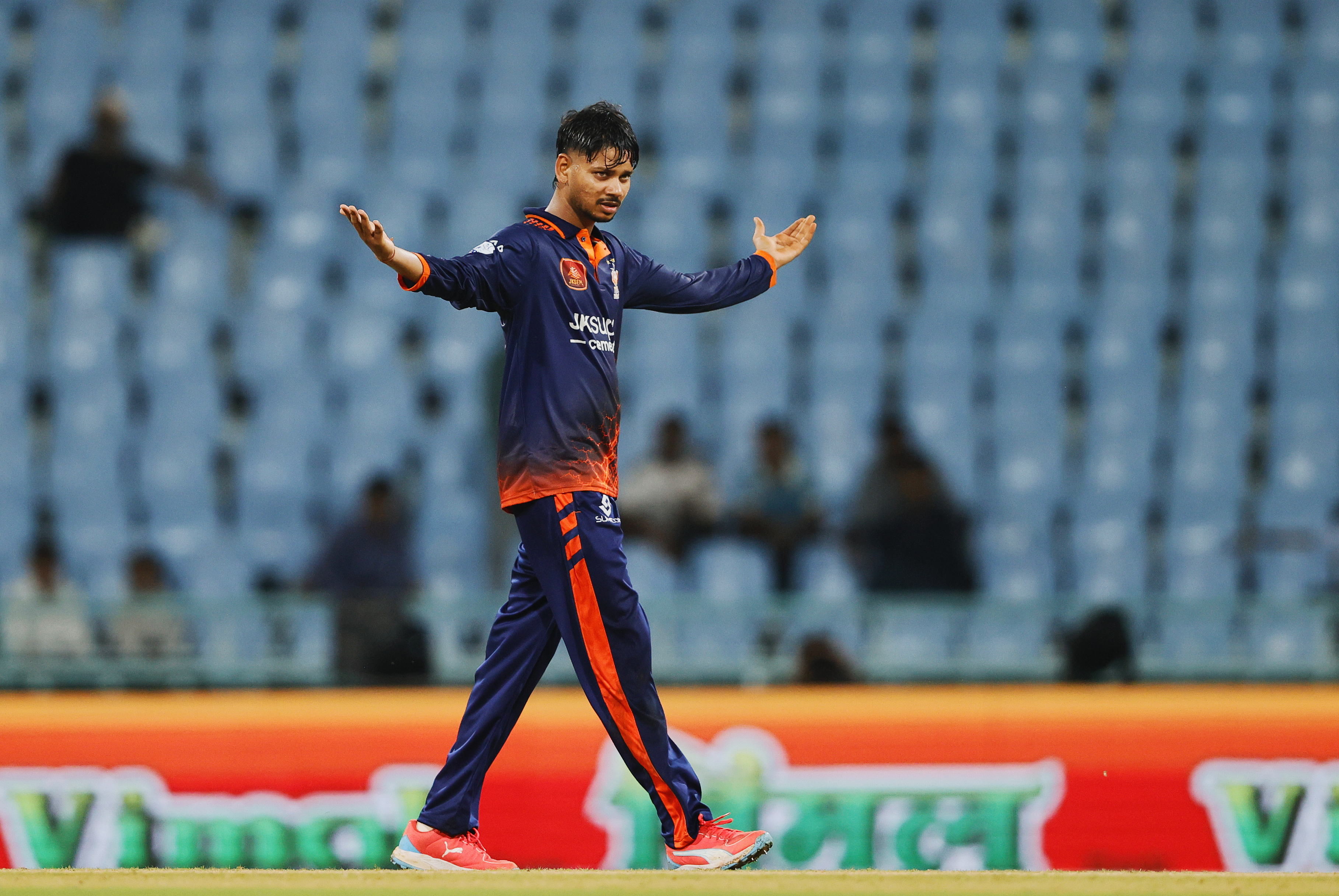 Kartik Yadav of Kashi Rudras celebrating the wicket during the UPT20 League 2026 Season 4 opening clash between Kashi Rudras and defending champions Meerut Mavericks at Bharat Ratna Shri Atal Bihari Vajpayee Ekana Cricket Stadium, Lucknow, Uttar Pradesh, India, intense evening T20 action lights up Match 1 of the tournament.Photos by: s Saikat Das / aceimages.in for UPT20