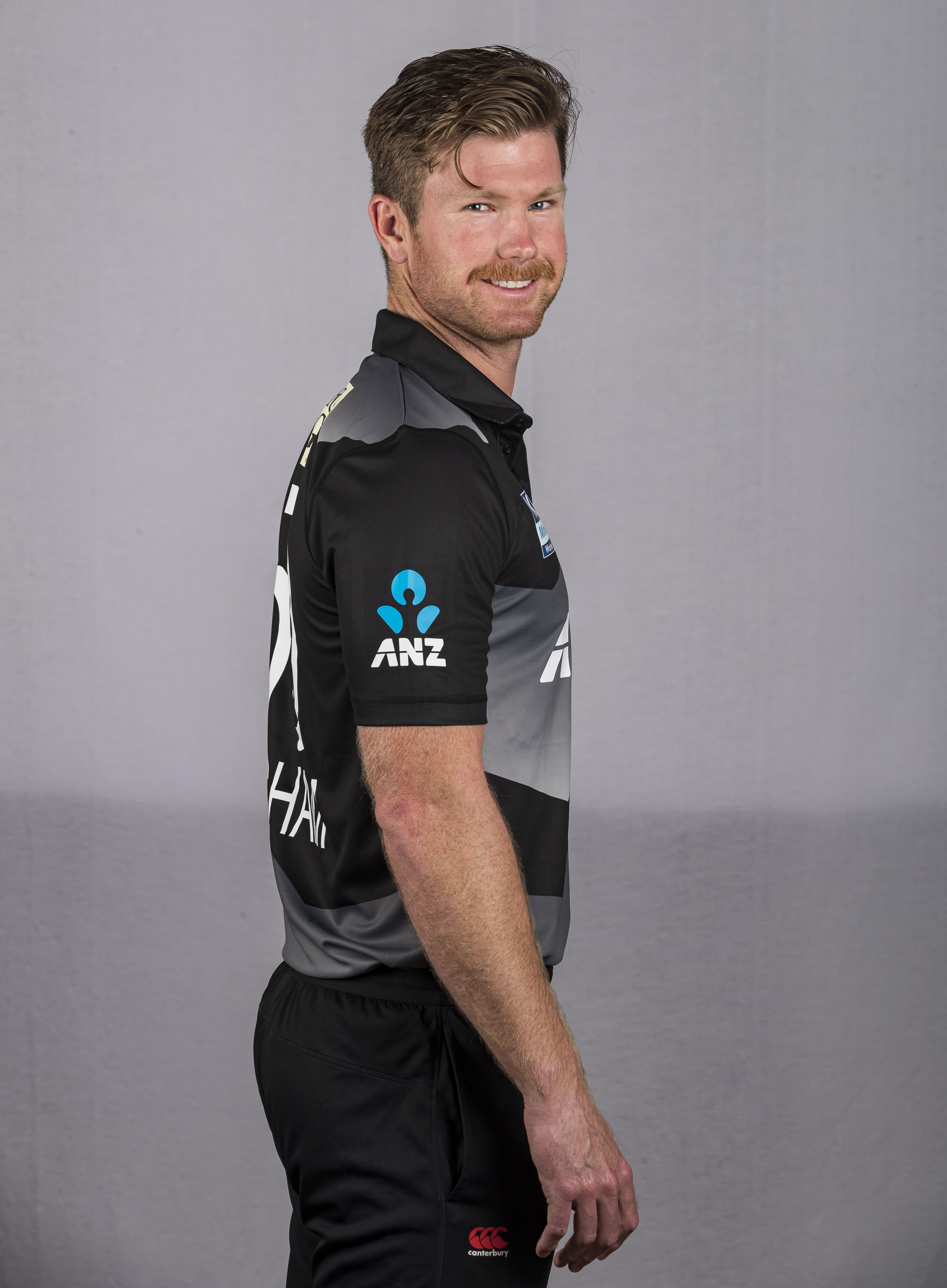 Jimmy Neesham : 50