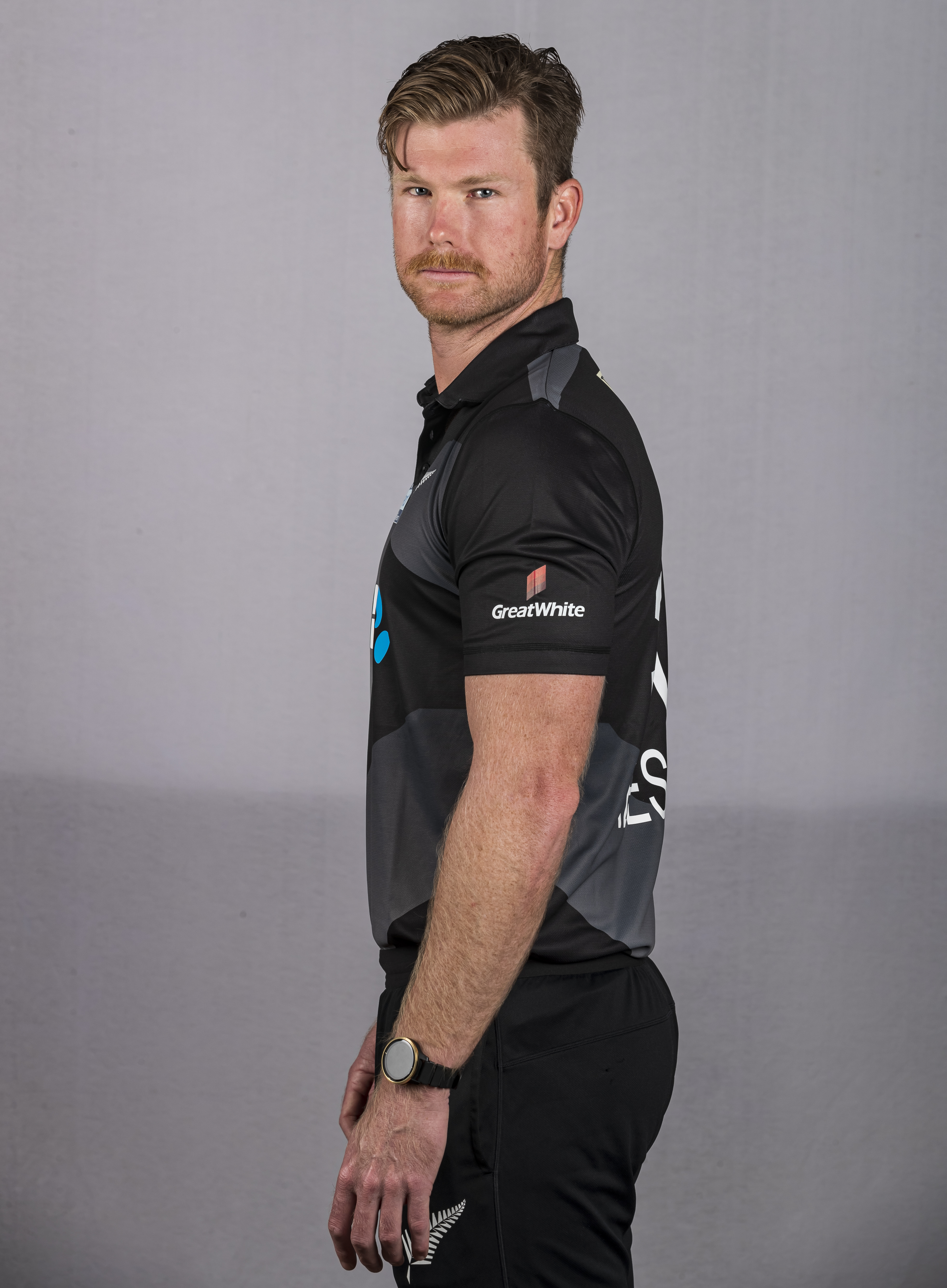 Jimmy Neesham : 50
