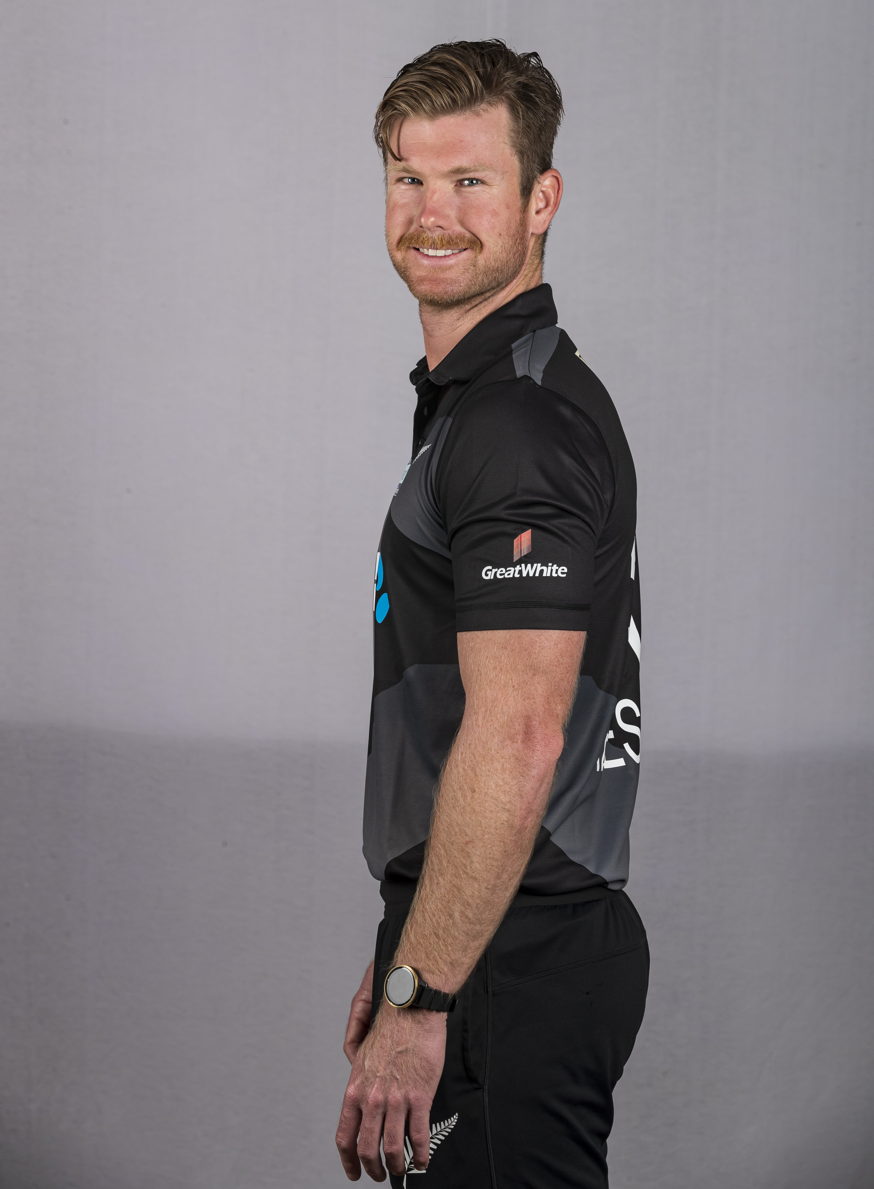 Jimmy Neesham : 50