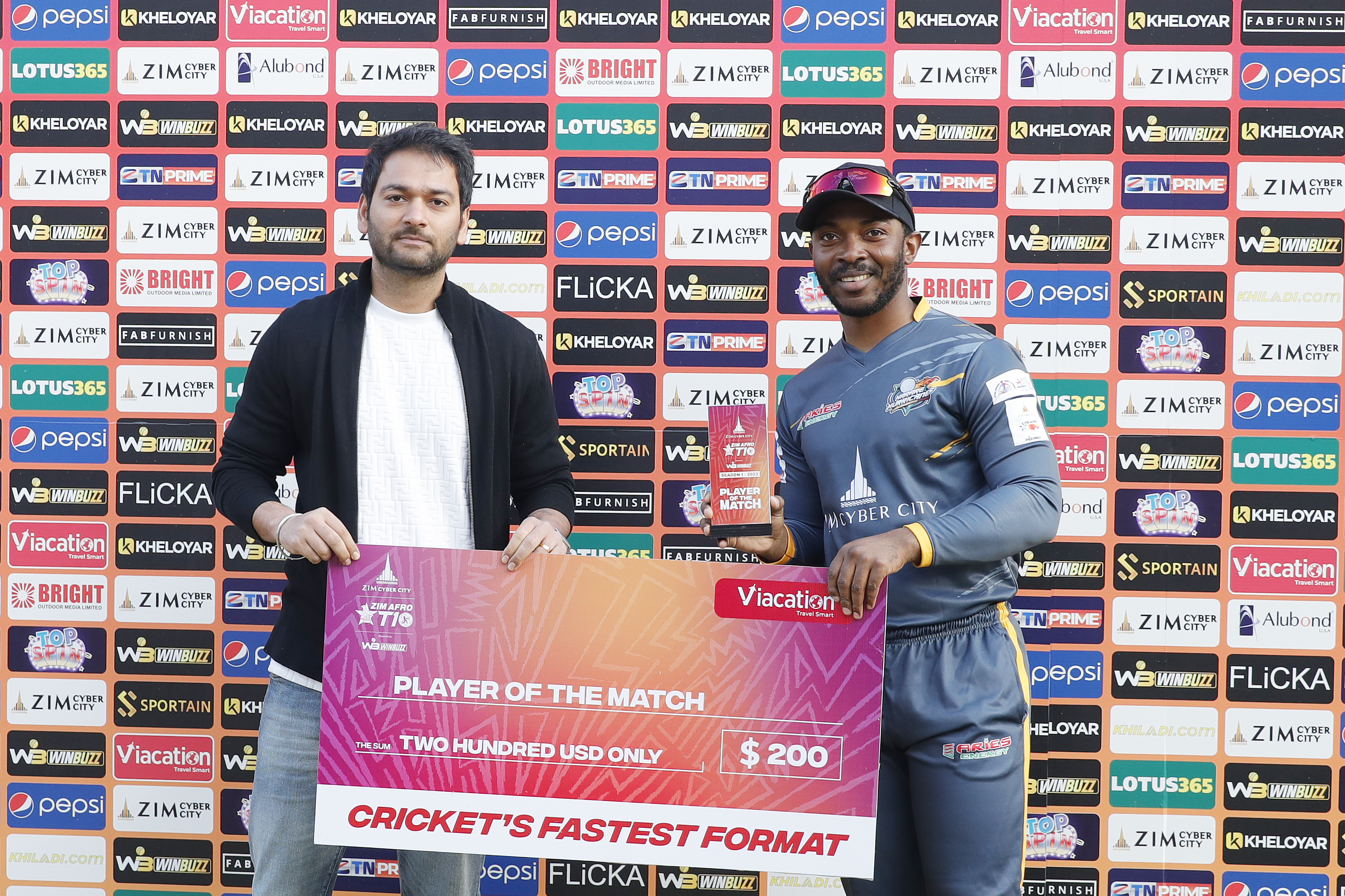 Regis Chakabva of Harare Hurricanes with Player of the Match awardduring match 7 of the Zim Afro T10 League between the Durban Qalandars and the Harare Hurricanes held at the Harare Sports Club in the Zimbabwe on the 23rd July 2023Photo by Saikat Das / ACEIMAGES for Zim Afro T10