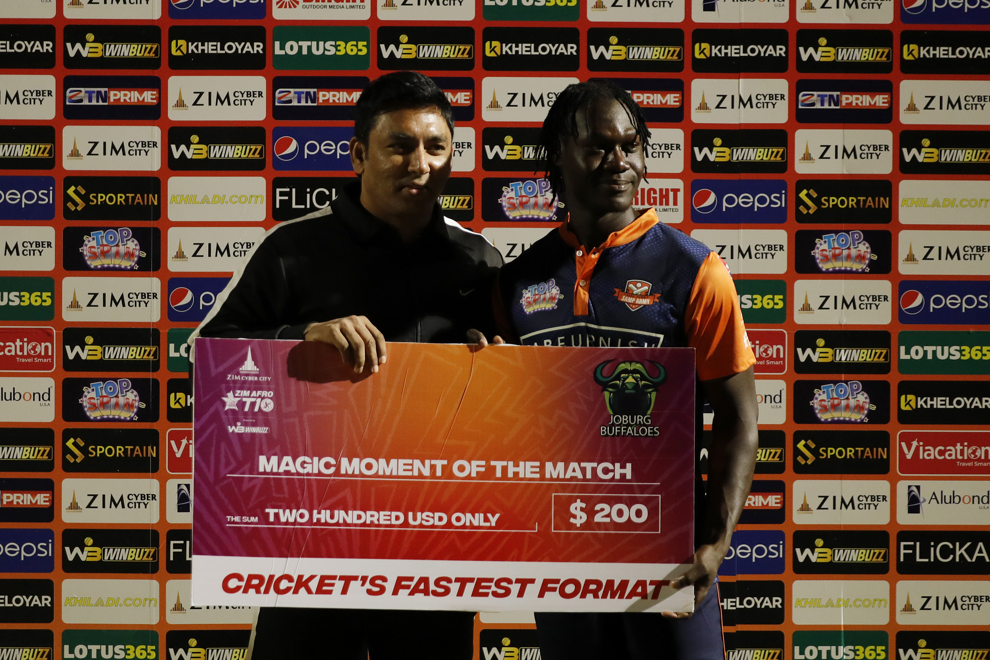 Tadshwani Marumani of Cape Town Samp Army with Player of the Match awardduring match 8 of the Zim Afro T10 League between the Johannesburg Buffaloes and the Cape Town Samp Army held at the Harare Sports Club in the Zimbabwe on the 23rd July 2023Photo by Saikat Das / ACEIMAGES for Zim Afro T10