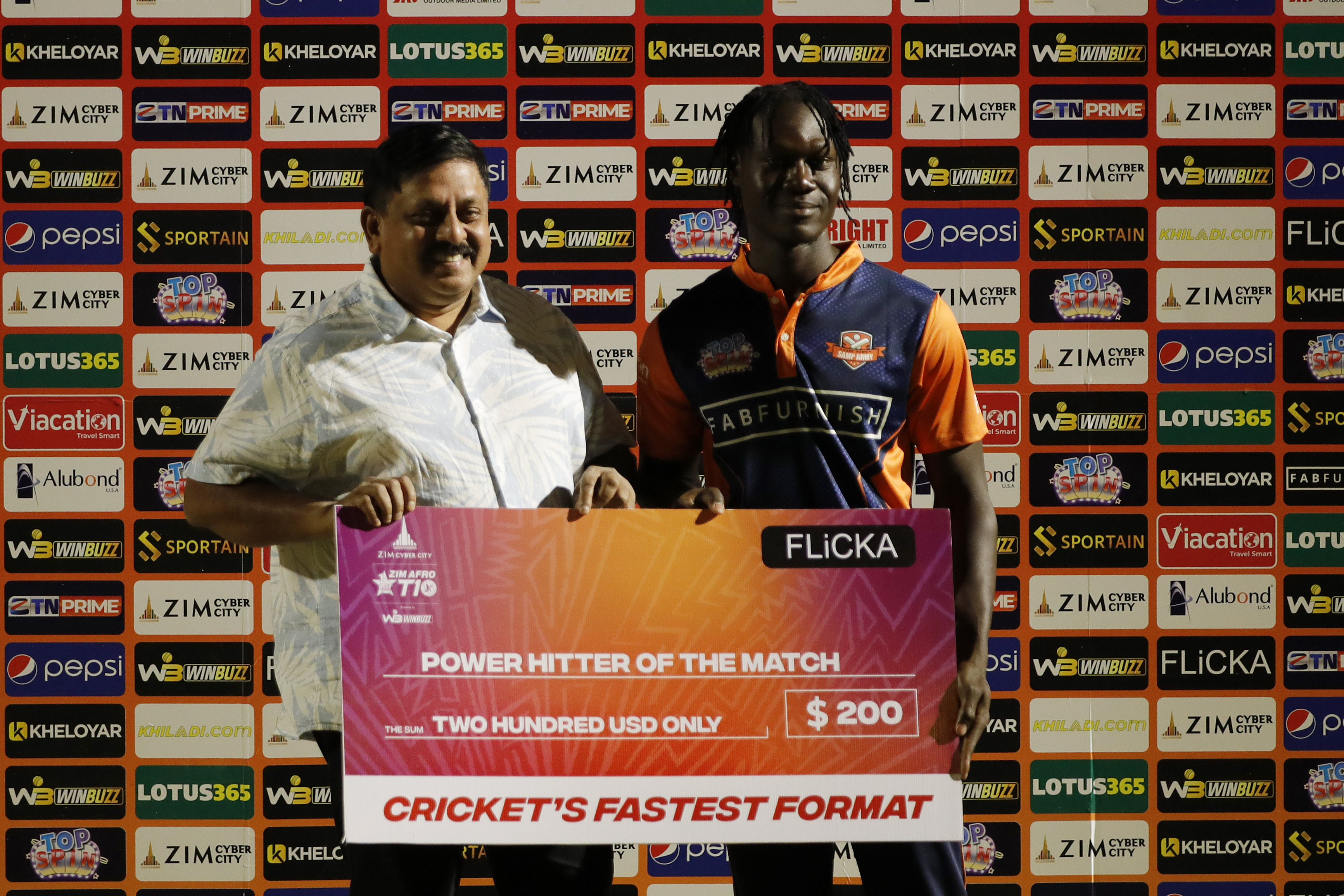 Tadshwani Marumani of Cape Town Samp Army with Power Hitter of the Match award during match 8 of the Zim Afro T10 League between the Johannesburg Buffaloes and the Cape Town Samp Army held at the Harare Sports Club in the Zimbabwe on the 23rd July 2023Photo by Saikat Das / ACEIMAGES for Zim Afro T10